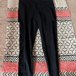 Stylus Forever 21 black small sized leggings.